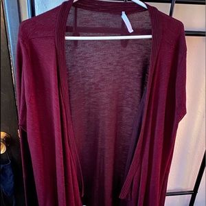 FEMME by Tresics Size Large. Maroon Long Cardigan.